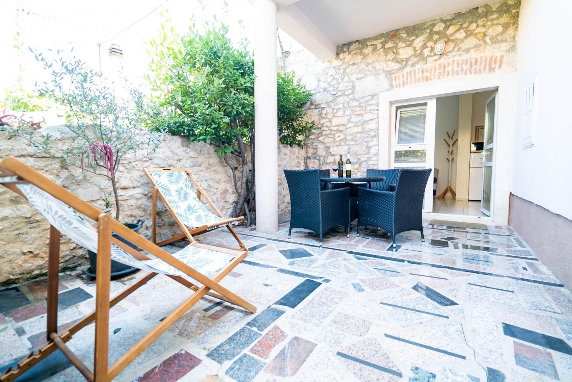 Apartment Nevenka Zadar Eksteriør bilde